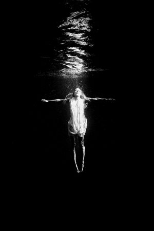 4313 Fotograf  Thomas Pedersen  -  Into The Deep  